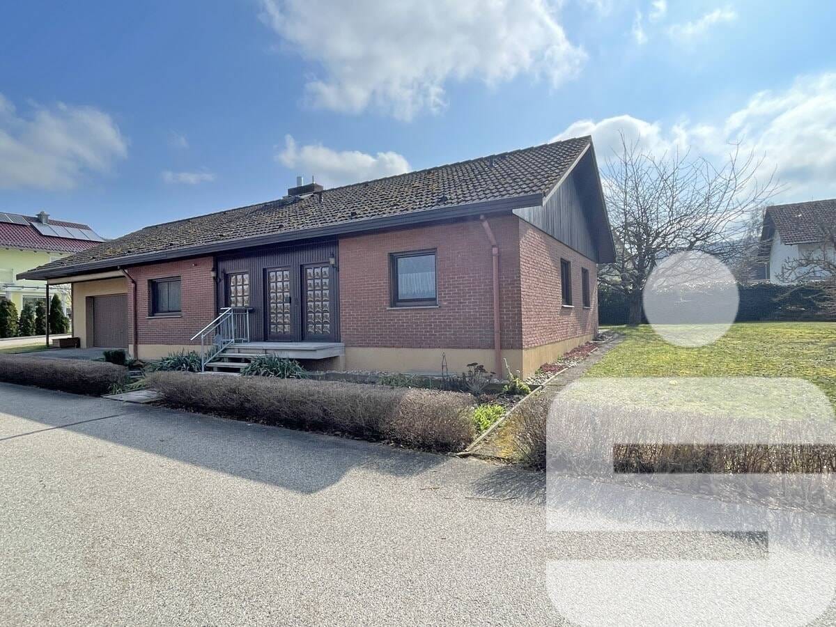 Immobilie in Greding - Charmanter Bungalow in Greding - Obermässing - Bild 0