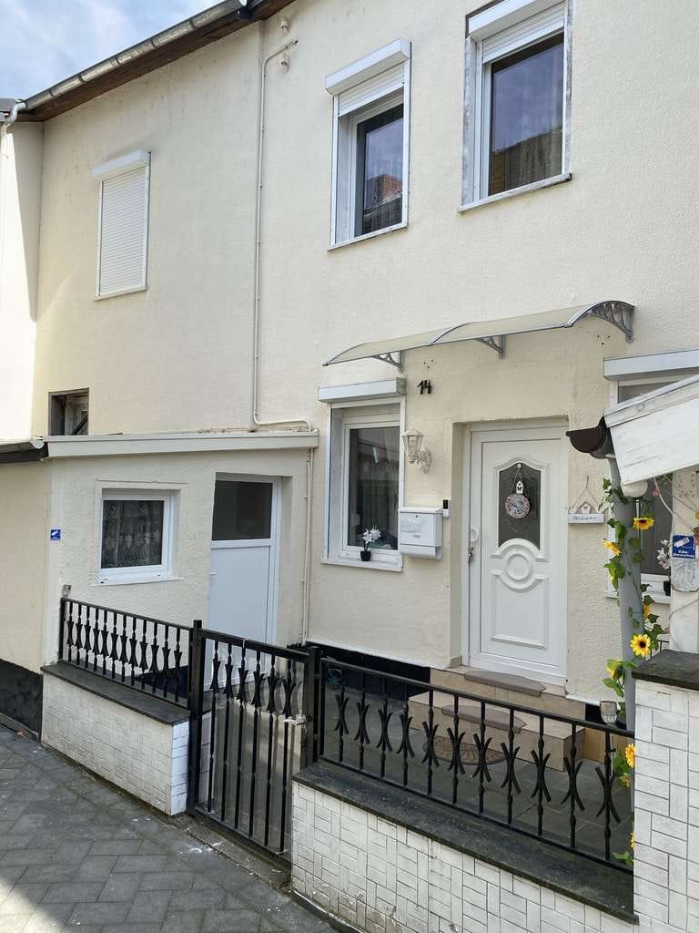 Immobilie in Andernach - Kleines, saniertes Häuschen im Herzen von Andernach  mit 2 Wohnetagen, Hof, Garage ohne Garten - Bild 1