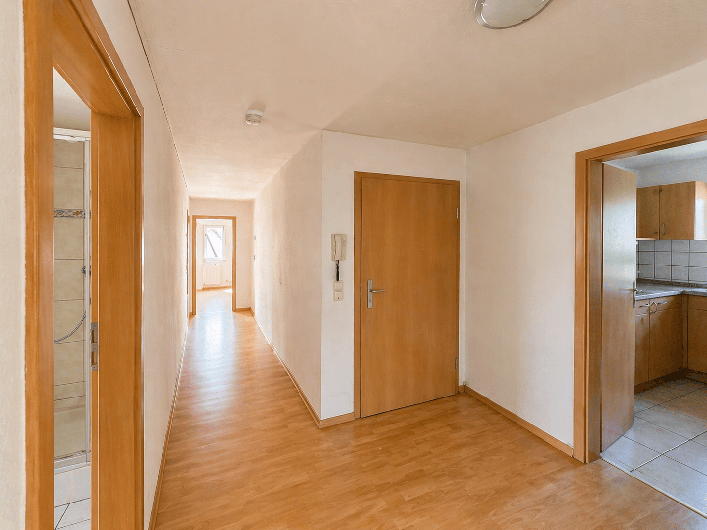Immobilie in Reichenbach an der Fils - 4-Zimmer-Wohnung mit Balkon und Garage - Bild 0