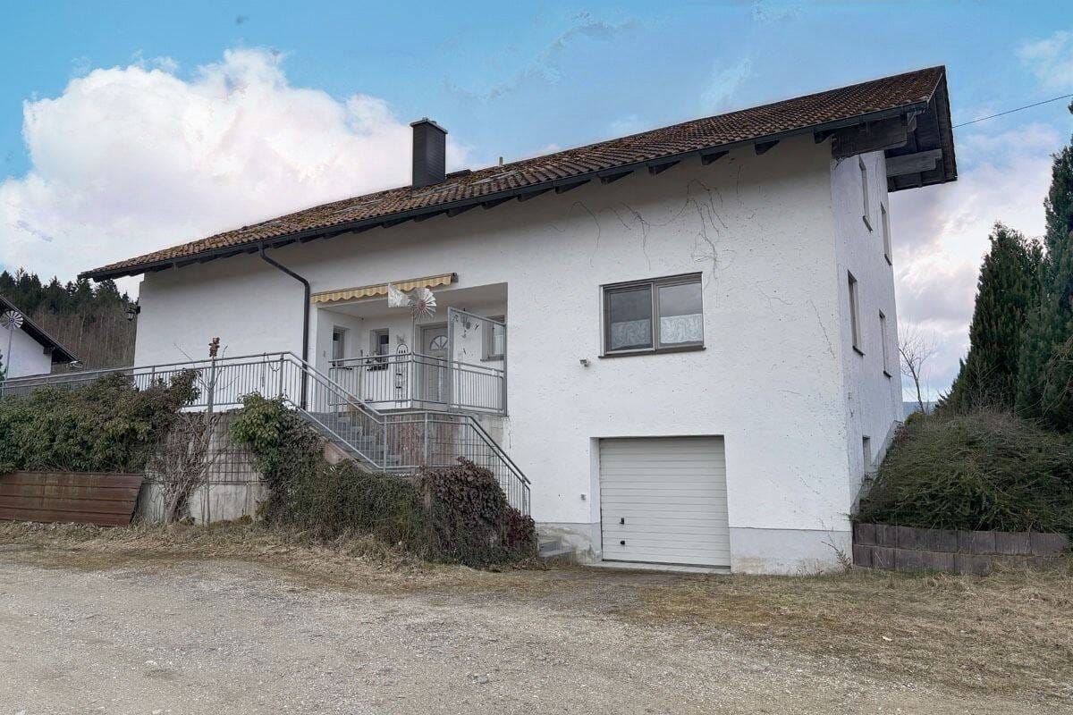 Immobilie in Kollnburg - Zweifamilienhaus in traumhafter Fast-Alleinlage in der Gemeinde Kollnburg - Bild 3
