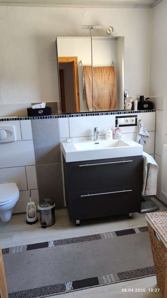 Immobilie in Frauenau - Zweifamilienhaus, helle Räume, Alleinlage, in der Natur am Waldrand, an einem Bachlauf, Glasfaser. - Bild 4