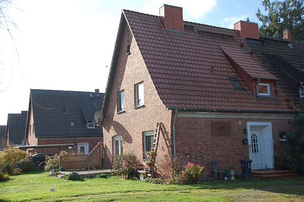 Immobilie in Rechlin - Das Haus im Garten - Bild 0