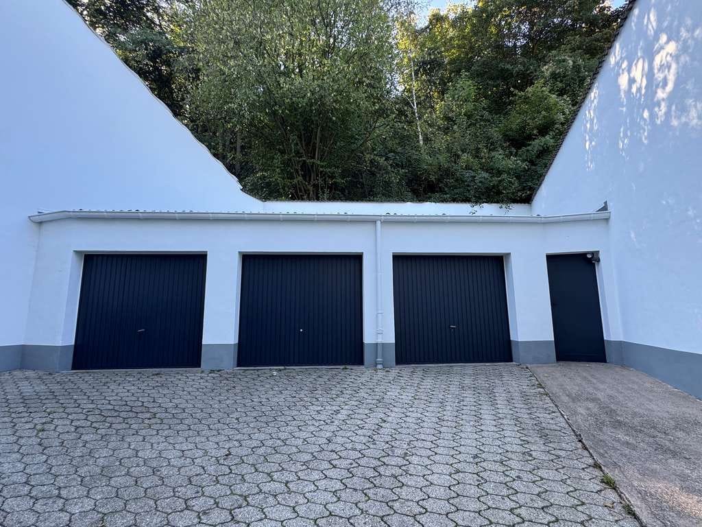 Immobilie in Remagen - Attraktives Mehrfamilienhaus mit 5 Wohneinheiten in Remagen-Rolandswerth - Bild 1