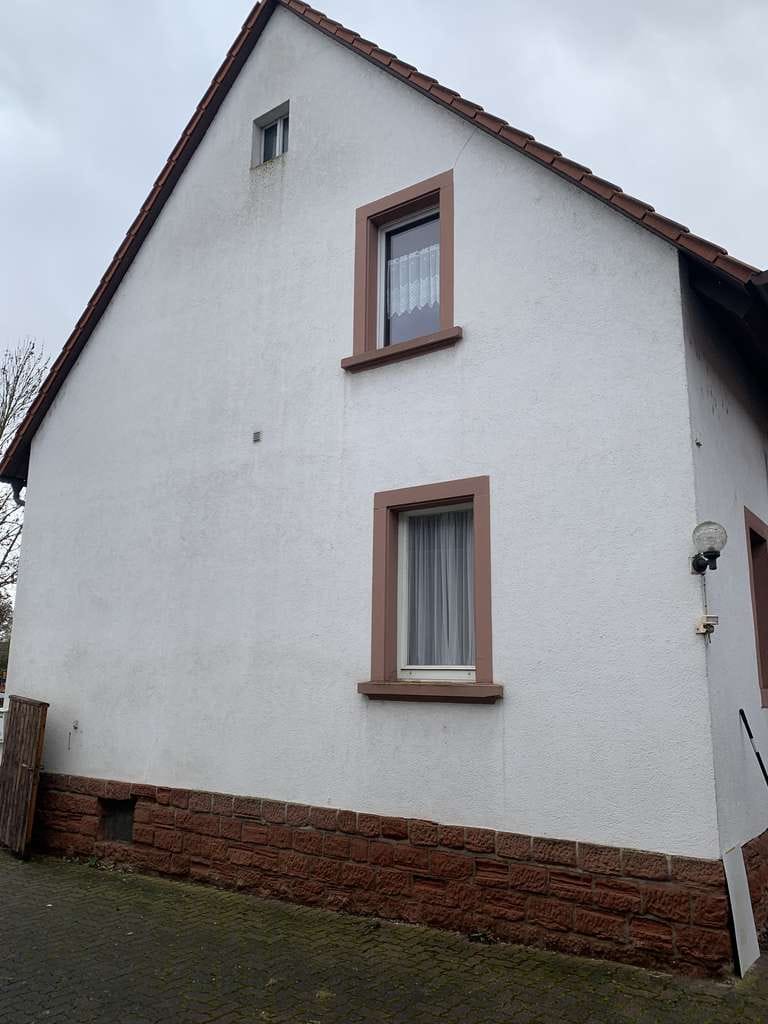 Immobilie in Herxheim - Sofort beziehbares Wohnhaus mit großer Garage und Garten! - Bild 2