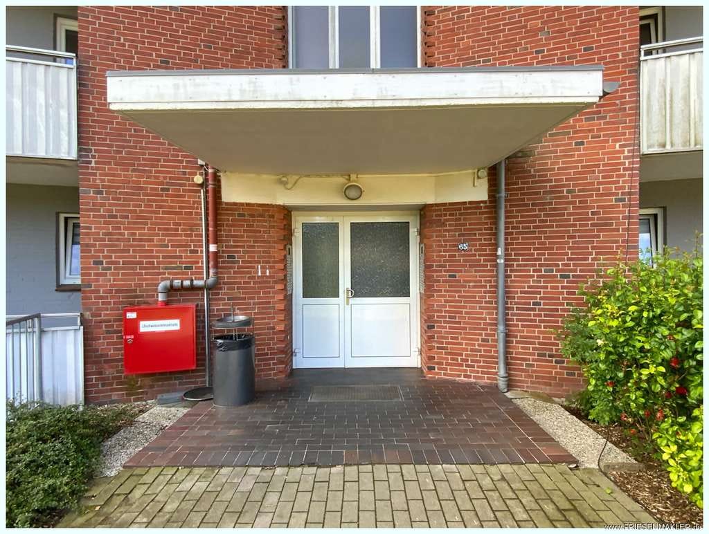 Immobilie in Husum - 2015 kernsaniert: Solide vermietetes 1-Zimmer-Appartement mit Aufzug in beliebter ruhiger Lage! - Bild 1