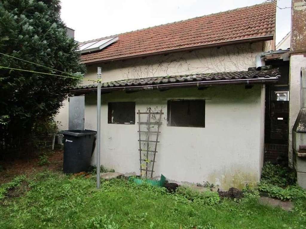 Immobilie in Hövelhof - Einfamilienhaus auf großem Grundstück plus Erholungsfläche - Bild 3