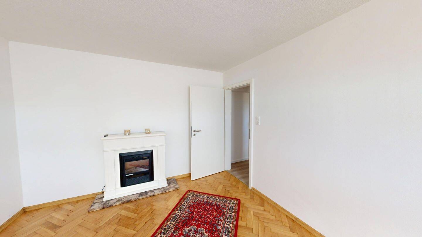 Immobilie in Arnstein - Modernisierte 2-Zimmer-Eigentumswohnung mit Wärmepumpen-Klimageräten und großem Gemeinschaftsgarten - Bild 0