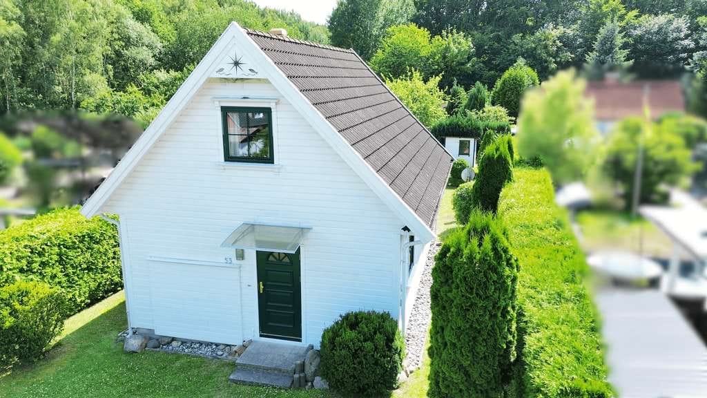 Immobilie in Zirkow - Wochenenddomizil mit besonderem Flair in naturnaher Lage bei Binz - Bild 1