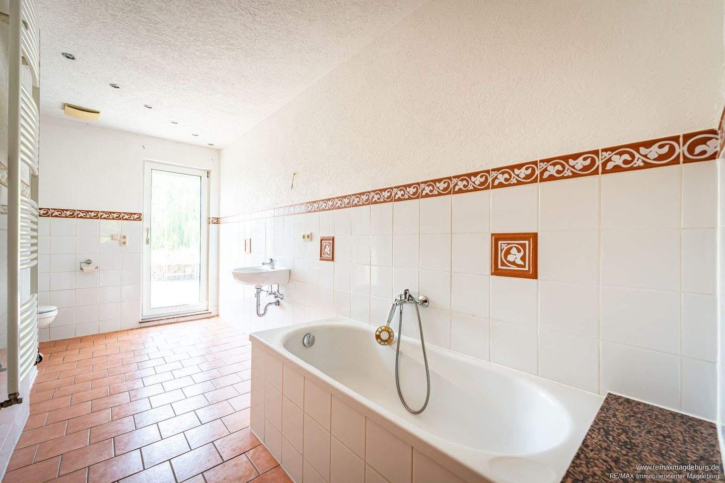 Immobilie in Möckern - Ihr Rückzugsort in ruhiger Lage: Helles Zuhause mit Kamin und Wohlfühlambiente - Bild 3