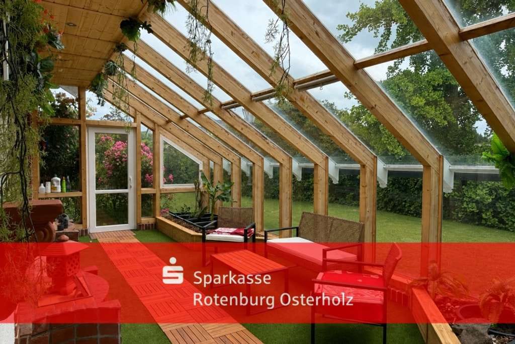 Immobilie in Zeven - Außergewöhnlicher Wintergarten und viel Platz für Ihre Wohnideen - Bild 0