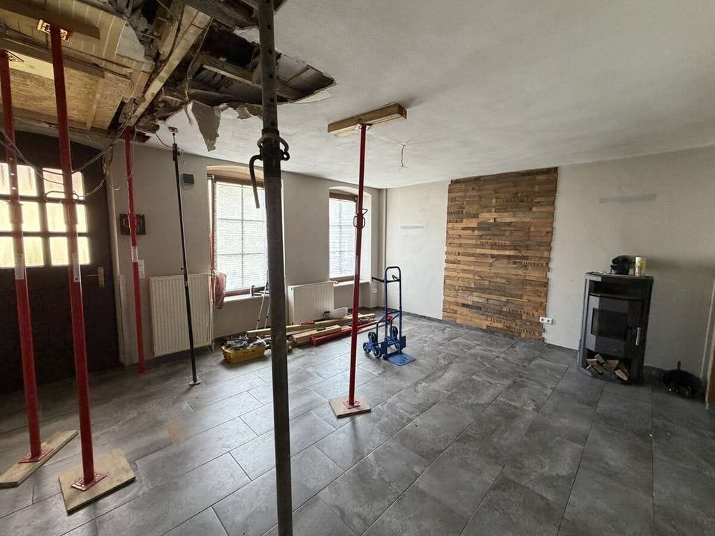Immobilie in Großrosseln - Renovierungsbedürftiges Einfamilienhaus mit großem Grundstück in Großrosseln - Bild 2
