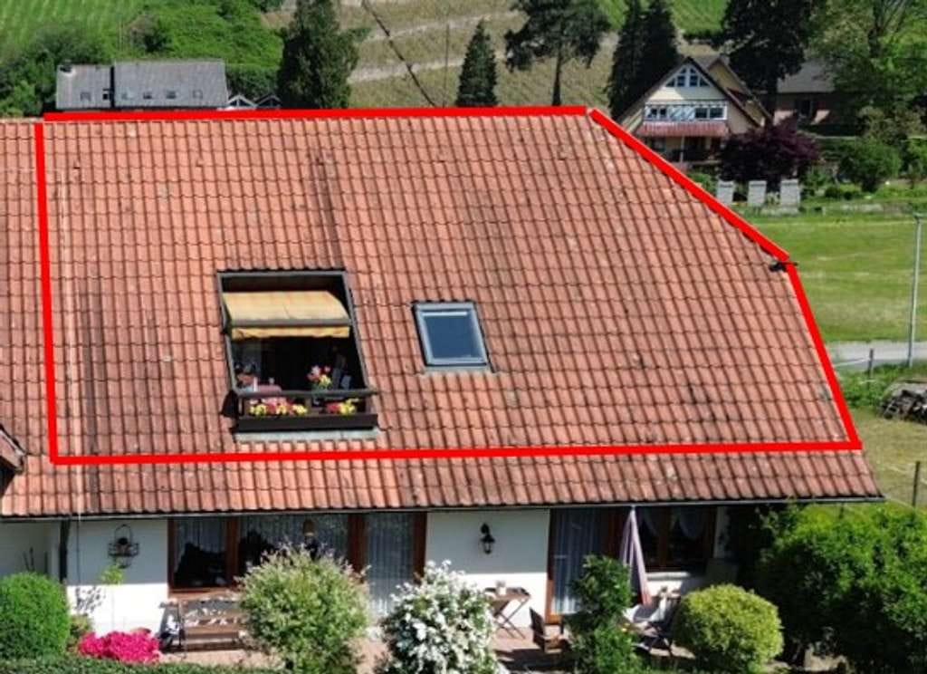Immobilie in Durbach - Charmante Dachgeschosswohnung mit Loggia - Bild 1