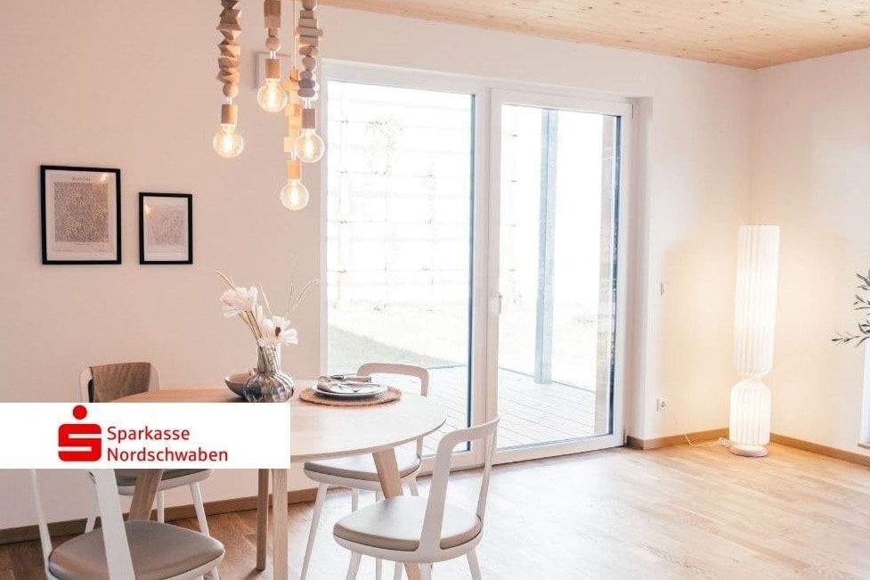 Immobilie in Oettingen i.Bay. - Stilvolle Erdgeschosswohnung in Oettingen - NEUWERTIG. ERSTKLASSIG. ZUKUNFTSORIENTIERT. - Bild 0