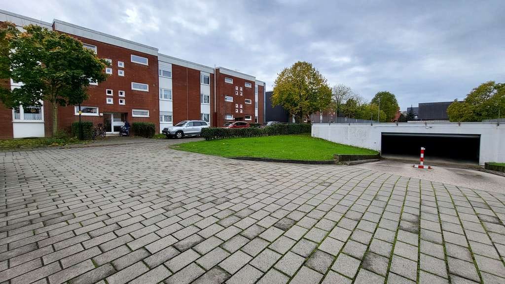 Immobilie in Weeze - Wohnen im Grünen: Erdgeschoss, Garten & Tiefgarage-zuverlässig  vermietet - Bild 1