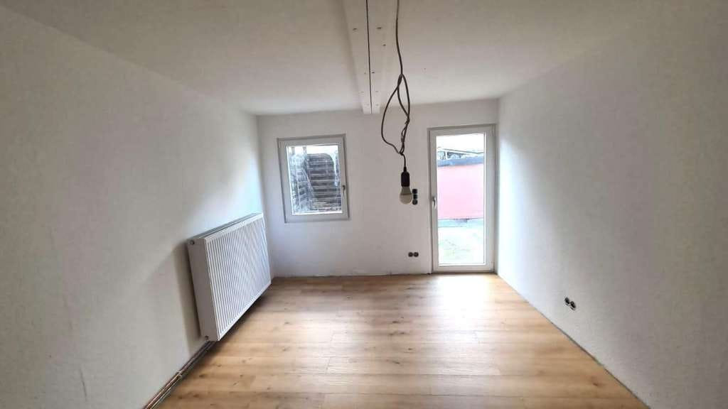 Immobilie in Oberheimbach - Saniertes Haus in Oberheimbach mit Wärmepumpe provisionsfrei Neubaufeeling - Bild 3