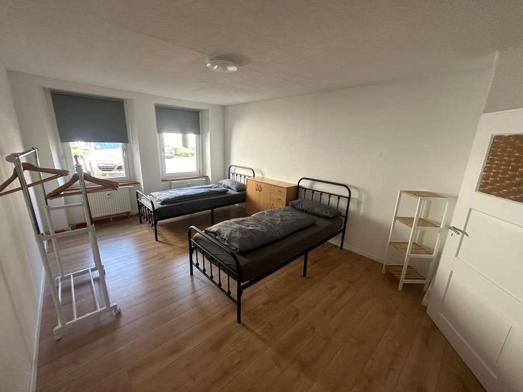 Immobilie in Vöhrenbach - Renovierte, möblierte 3 Zimmer Altbauwohnung direkt im Zentrum - Bild 3