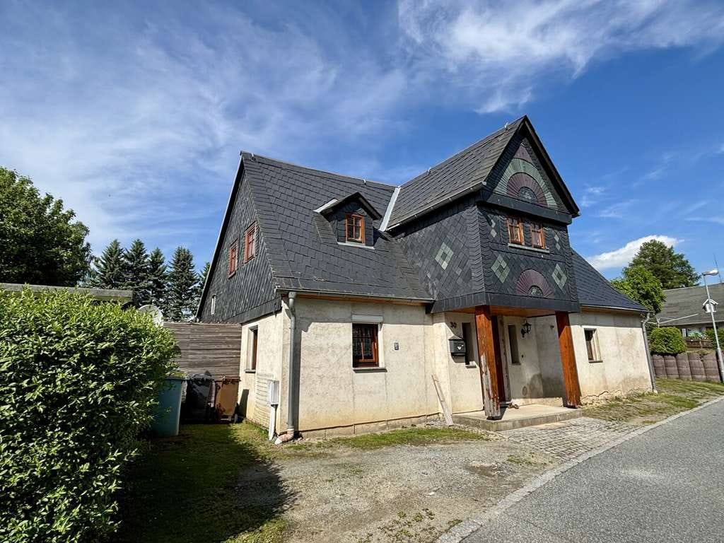 Immobilie in Ebersbach-Neugersdorf - Kleines Wohnhaus in ruhiger Lage - Bild 0