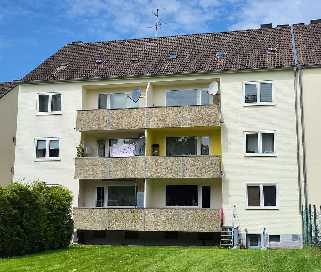 Immobilie in Aldenhoven - Aldenhoven - Interessante Kapitalanlage - Gepflegtes Mehrfamilienhaus mit 6 Wohnungen und 3 Garagen - Bild 1