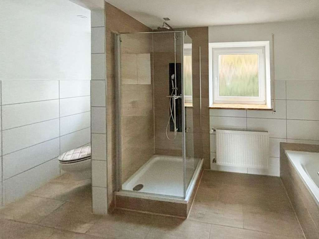Immobilie in Kronach - Lukratives Mehrfamilienhaus für renditeorientierte Investoren in gefragter Wohnlage von Kronach - Bild 4
