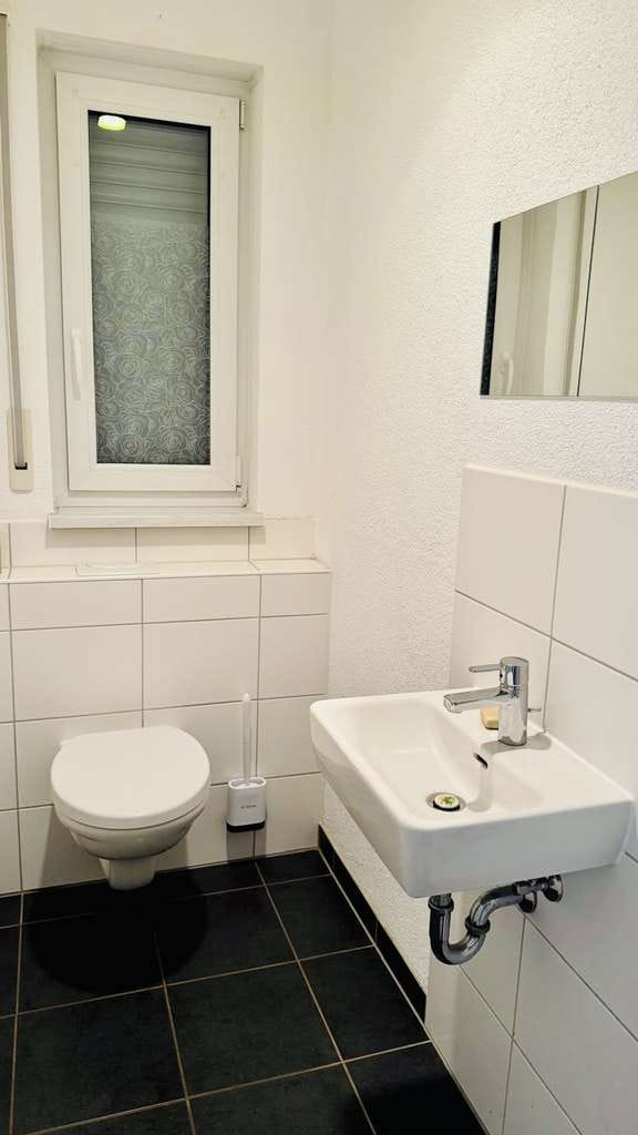 Immobilie in Adelmannsfelden - Traum-Immobilie mit riesigem Grundstück - Bild 5