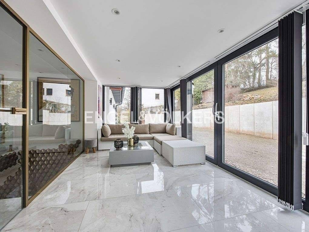 Immobilie in Aurachtal - Architektenvilla in Aurachtal – Exklusives Wohnen mit Raum für Ihre Vision - Bild 2