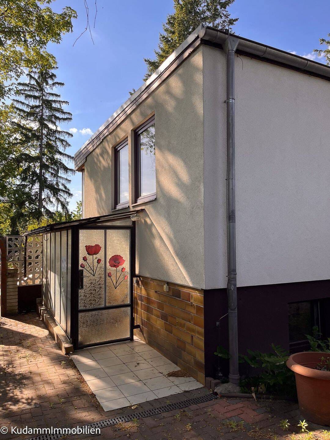 Immobilie in Neuruppin - Großes Einfamilienhaus in Seenähe in Gildenhall  - Bild 4