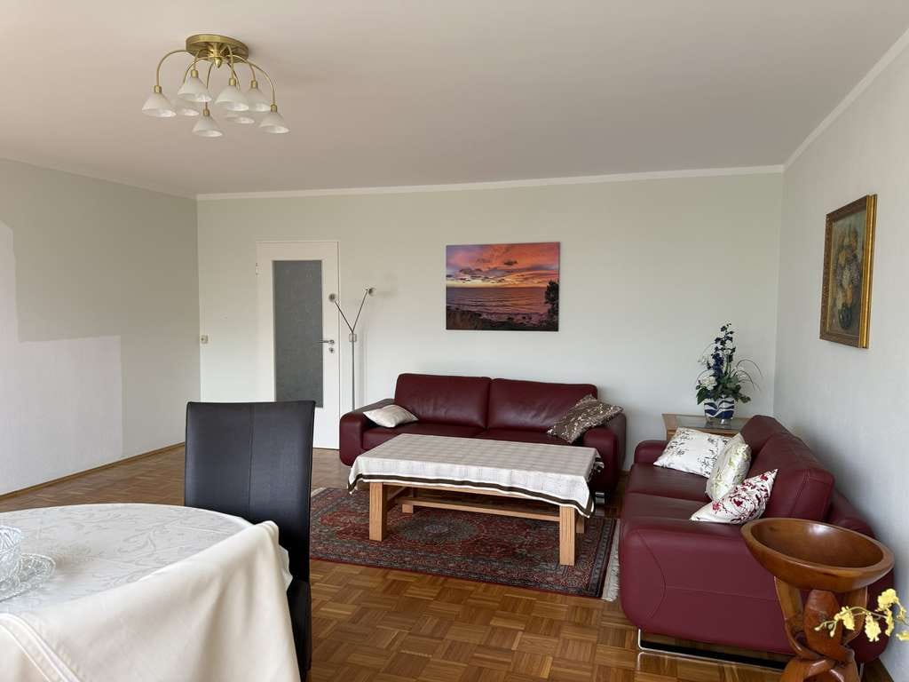 Immobilie in Garching bei München - Großzügige 2-Zi.-Whg. (74 m²) mit Balkon, TG & Top-Anbindung – von Privat - Bild 2