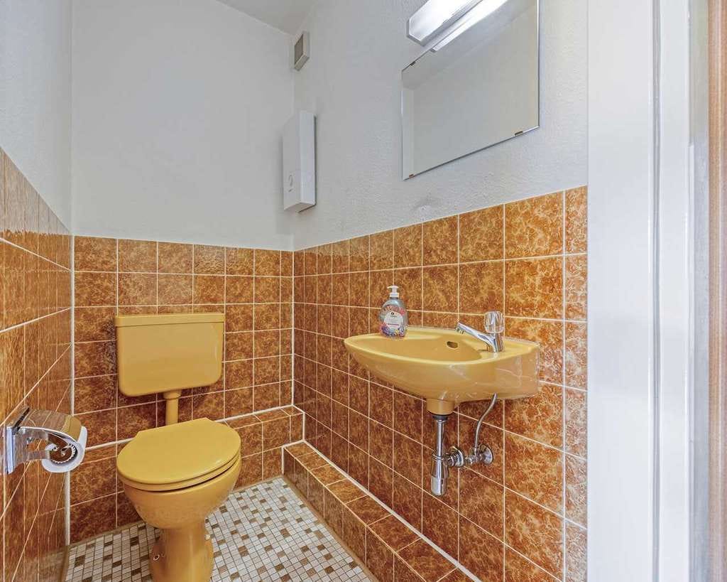 Immobilie in Hilden - 4-Zimmer-Wohnung mit zwei Loggien, Aufzug  und  Tiefgaragenstellplatz in Hilden - Bild 4