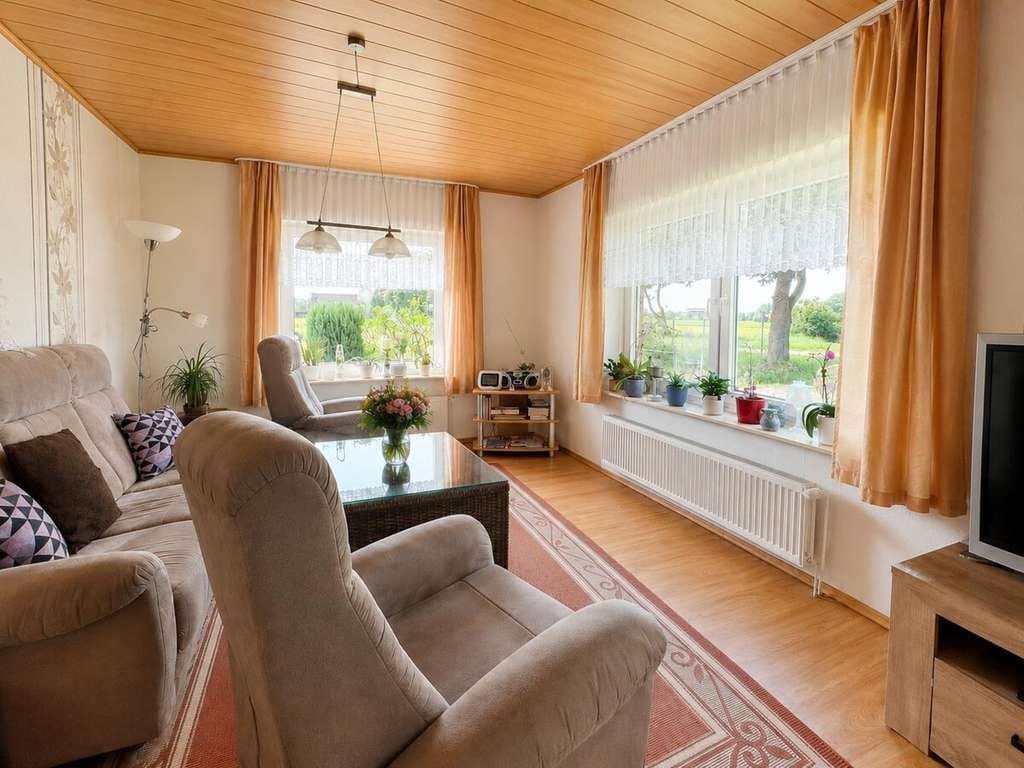Immobilie in Ihlow - Wohnen im Grünen: Familienfreundliches Einfamilienhaus mit Garage - Bild 4