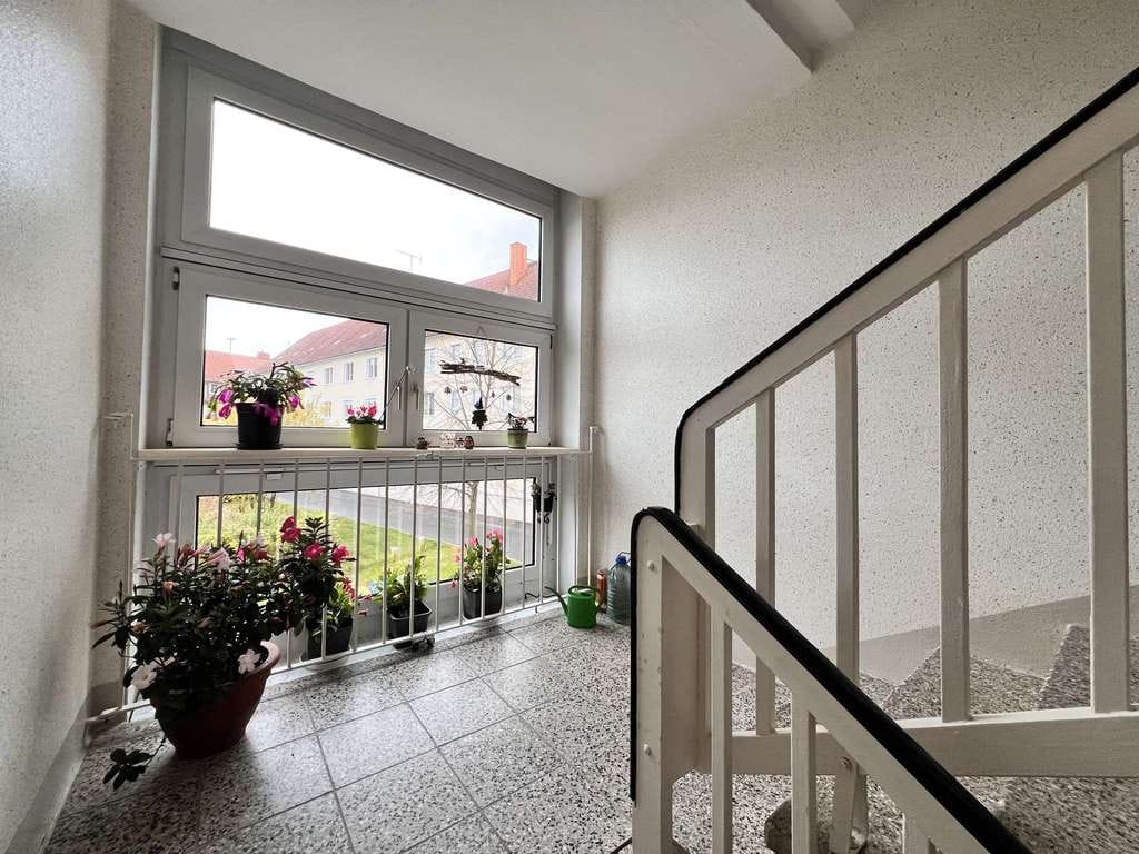 Immobilie in Weißenborn/Erzgebirge - Hochparterre-Wohnung mit cleverer Raumaufteilung - zwei Bäder inklusive für optimale Wohnqualität - Bild 1
