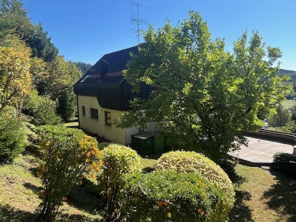Immobilie in Epfendorf - Schönes Einfamilienhaus in traumhafter Lage und großem Grundstück - Bild 4