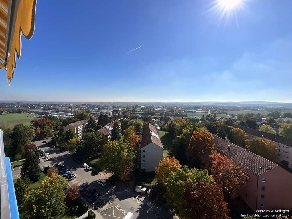 Immobilie in Schwabach - Vermietete 3-Zimmer-Wohnung 
mit Balkon und Garage 
inkl. Traumblick auf Schwabach - Bild 0