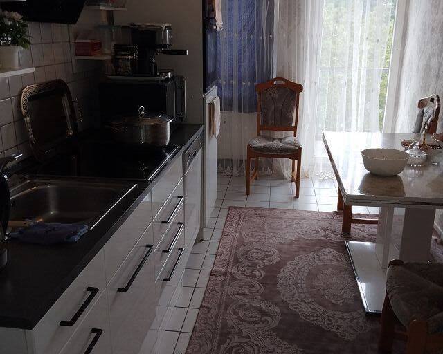 Immobilie in Langenweißbach - 4-Zimmer ETW mit Balkon in sehr günstiger Stadtlage - Bild 4