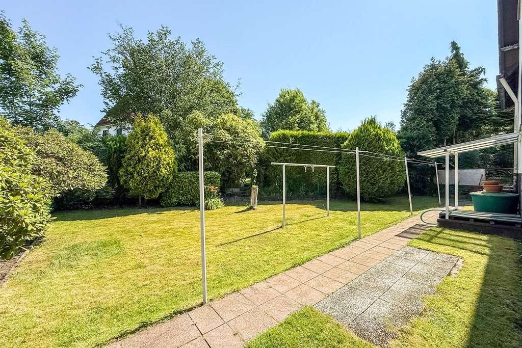 Immobilie in Rösrath - Ihr Traumprojekt vor den Toren Kölns - Freistehendes Einfamilienhaus mit Perspektive - Bild 3