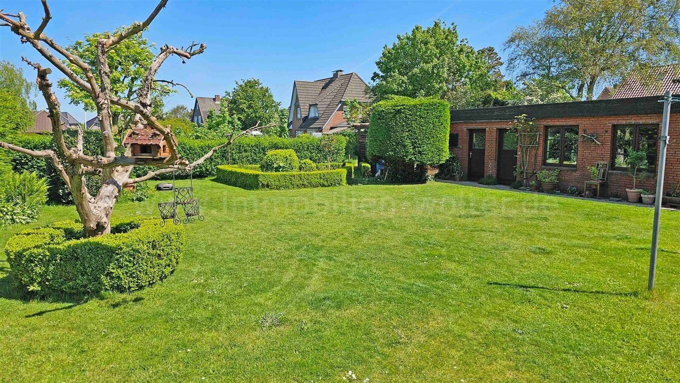 Immobilie in Wyk auf Föhr - *** Keine Käuferprovision - Großzügig & ruhig: ca. 153 m² Wohnfläche., ca. 860 m² Grundstück  –*** - Bild 2