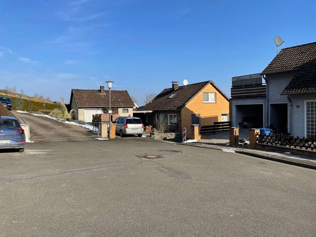 Immobilie in Lamspringe - Großzügiges Einfamilienhaus in ruhiger Lage!!! Zwangsversteigerung!!! - Bild 1