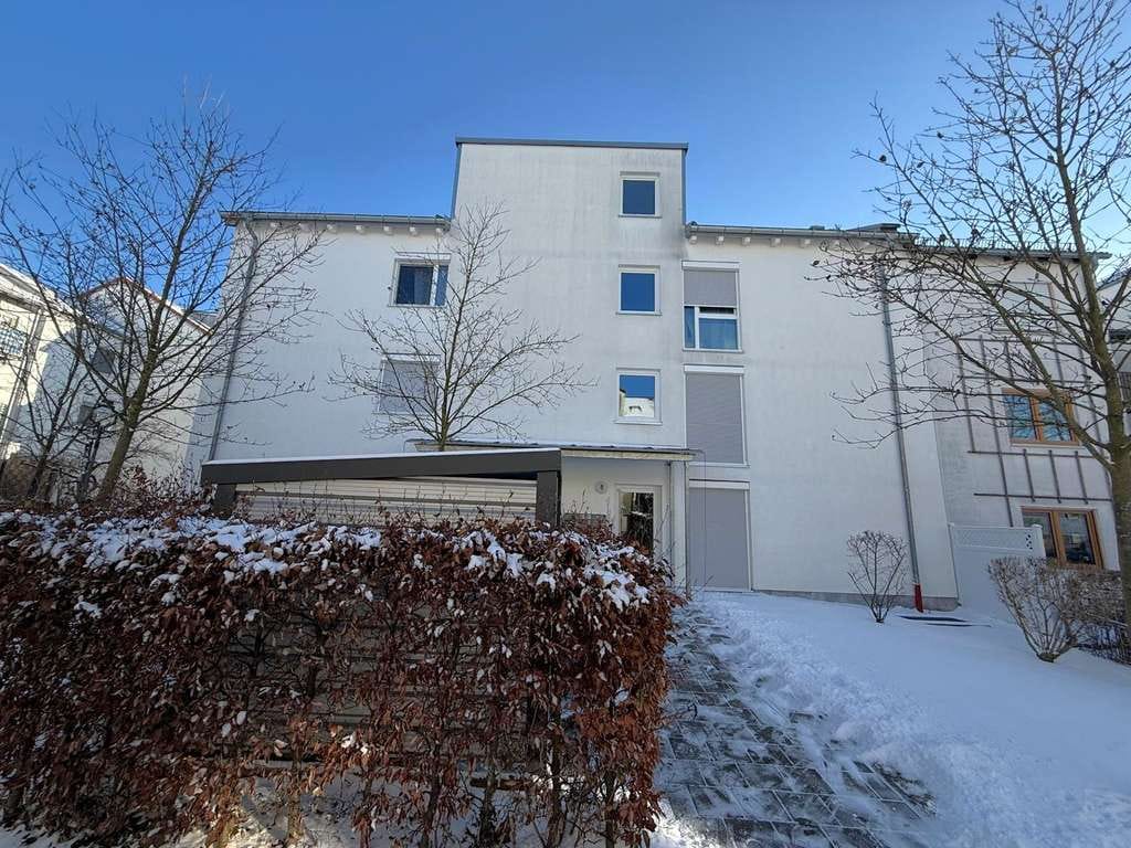 Immobilie in Kirchseeon - Wohnjuwel mit Balkon in Kirchseeon – Kapitalanlage mit Perspektive - Bild 1