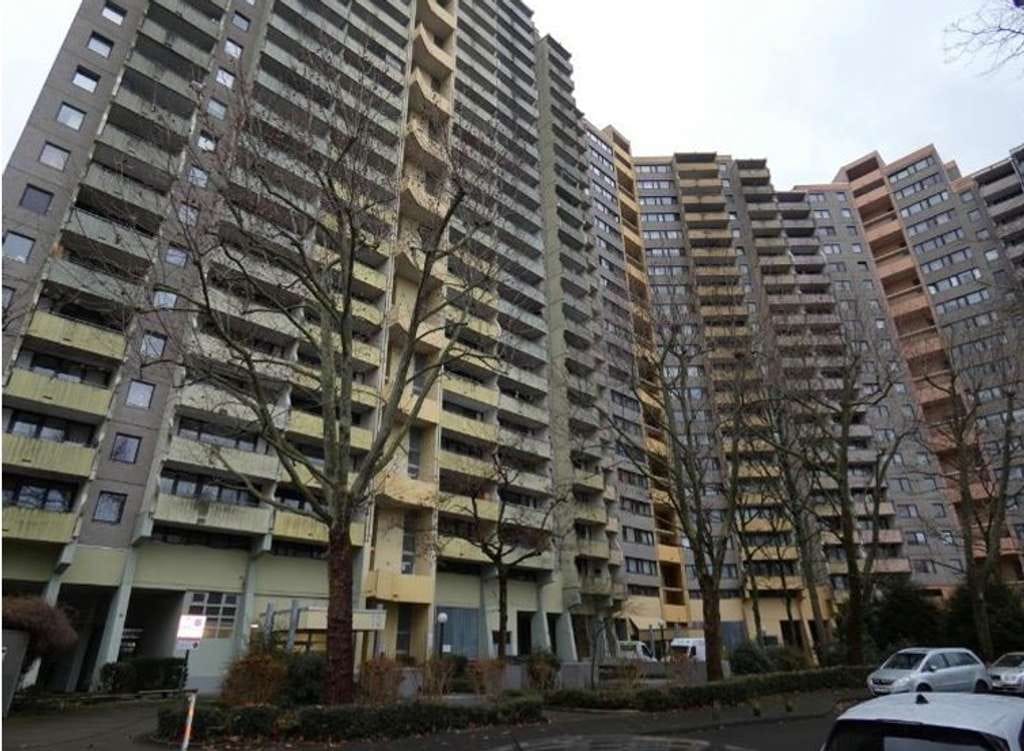 Immobilie in Mainz - Sanierungsobjekt - 2,5-ZKB und Loggia - toll geschnittene Maisonette - Mainz-Gonsenheim - Bild 0
