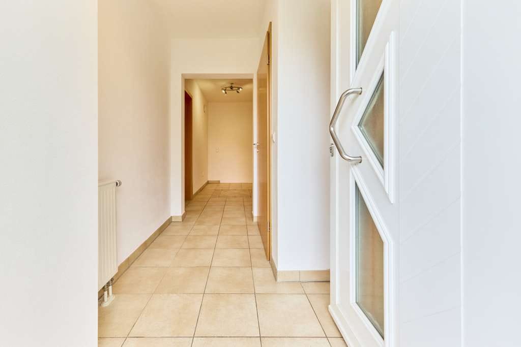Immobilie in Schwabmünchen - Sofort verfügbar: 
Familienfreundliches Reihenhaus mit 6 Zimmern, Wintergarten & Garage - Bild 1