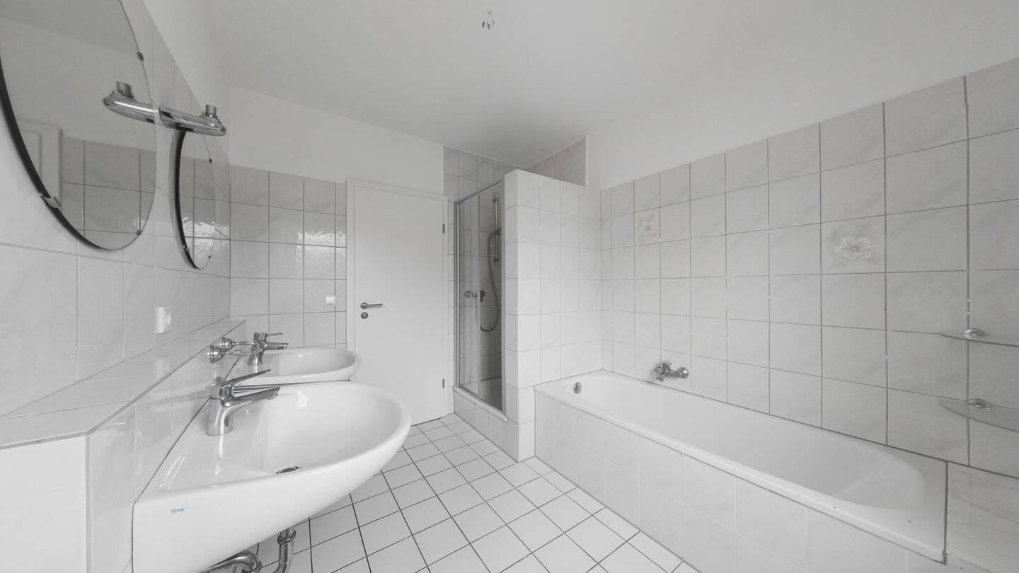 Immobilie in Dünsen - Erstbezug nach Renovierung! Erdgeschosswohnung mit Garten und zwei Stellplätzen - Bild 3
