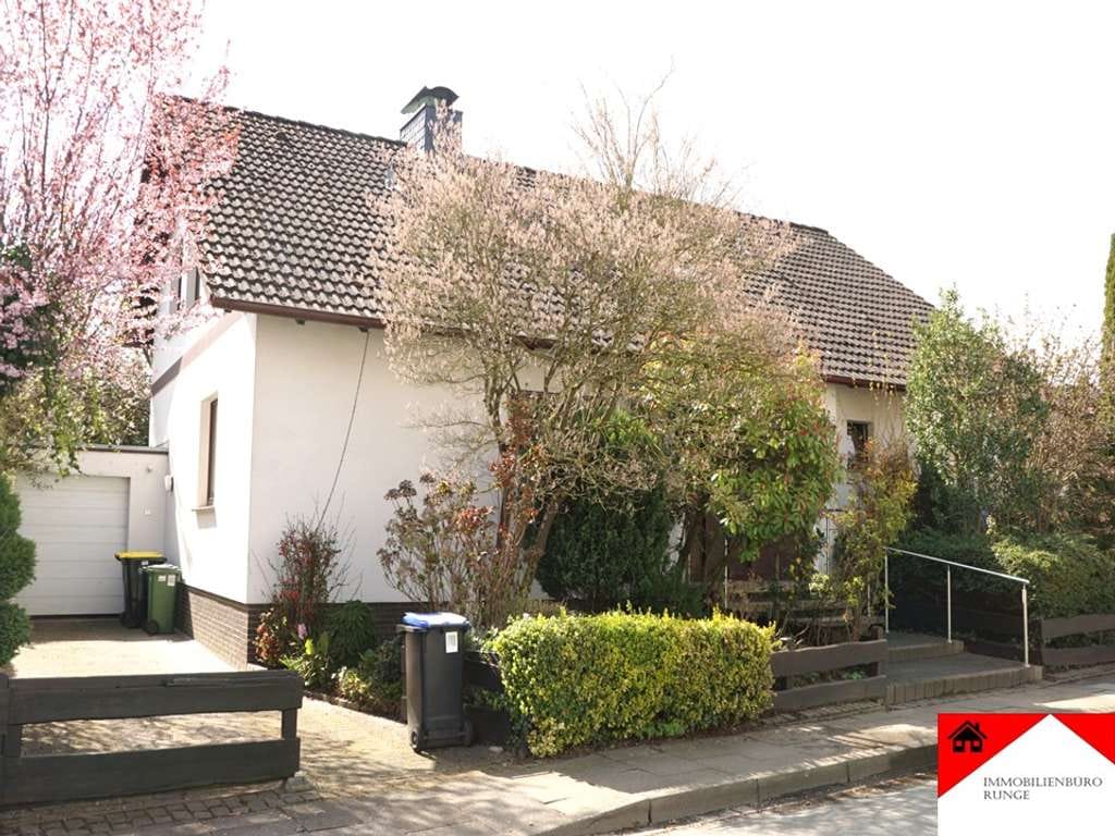 Immobilie in Bückeburg - Gemütliches Einfamilienhaus mit Vollkeller in bevorzugter Wohnlage von Bückeburg - Bild 0