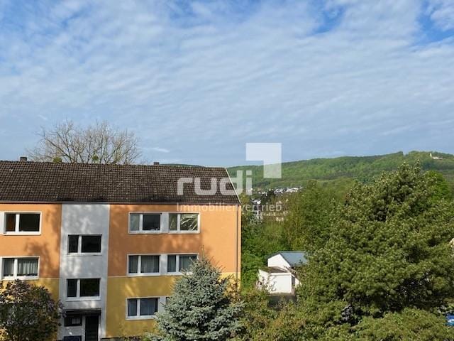 Immobilie in Bad Driburg - - Exklusive, schöne und modernisierte Wohnung im Kurort nahe Stadtpark, Bahnhof, Gräflichem Park - - Bild 3