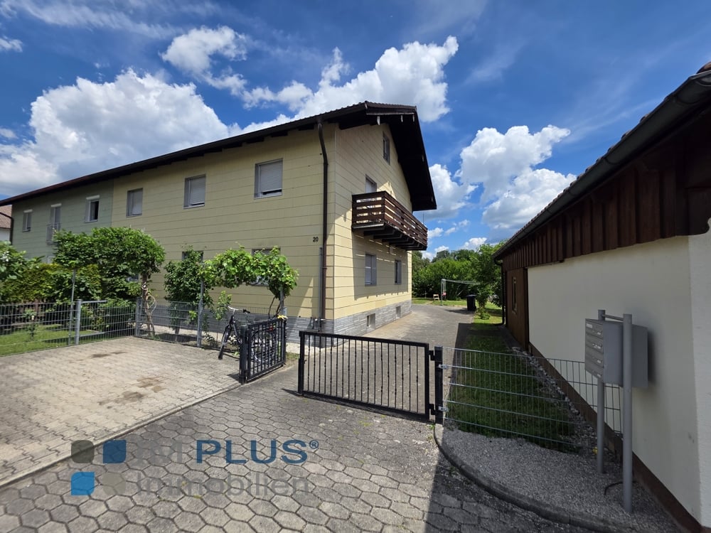 Immobilie in Rosenheim - Mehrfamilienhaus mit guter Rendite von 5,15% in guter Lage von Rosenheim - Bild 1