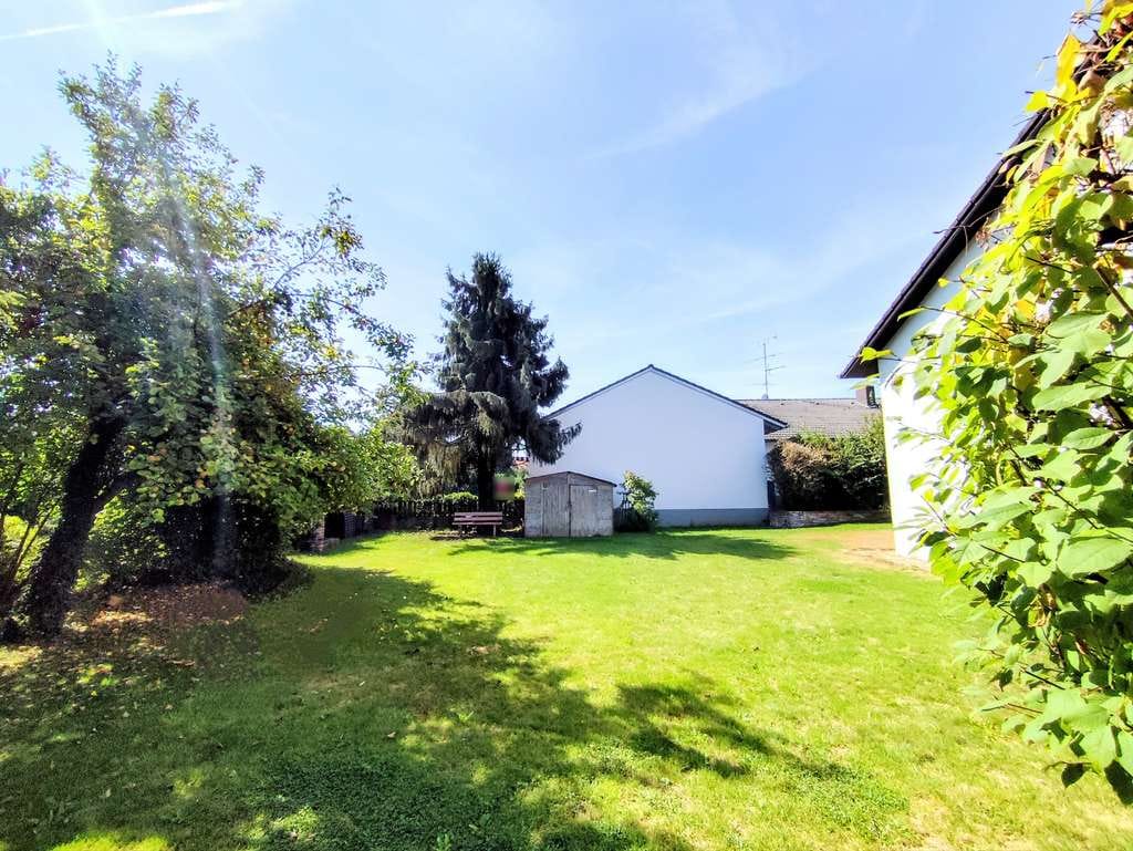 Immobilie in Atting - Einfamilienhaus mit großem Garten nähe Straubing - Bild 2