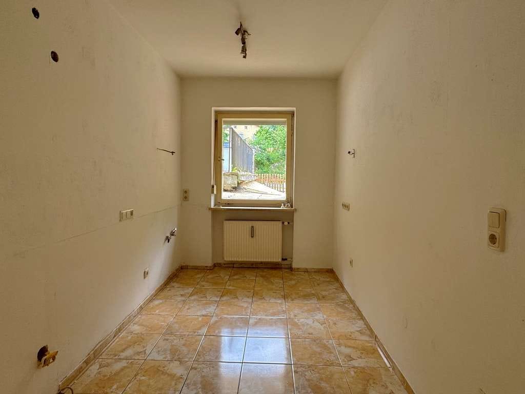Immobilie in Trostberg - Viele Nutzungsmöglichkeiten - tolles Zweifamilienhaus in der Altstadt! - Bild 2