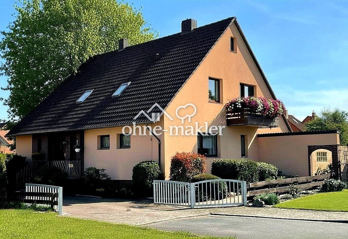 Immobilie in Uetze - 2-Familienhaus, direkt in 31311 Uetze - Bild 0