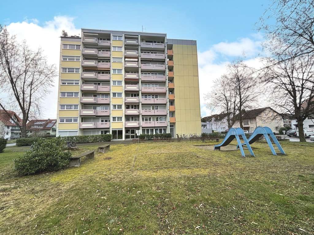 Immobilie in Endingen - Viel Platz für Ihre Wohnträume 
4-Zimmer-Eigentumswohnung mit Aufzug in Endingen - Bild 1