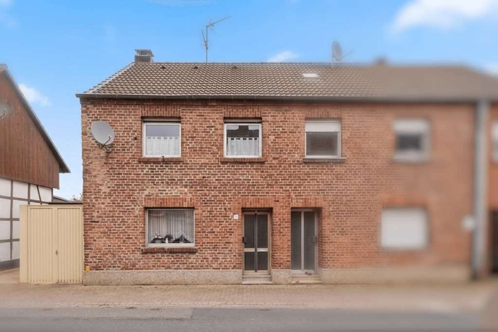 Immobilie in Bedburg - Gestalten Sie Ihr neues Zuhause in Bedburg – Ihre Chance auf ein individuelles Haus - Bild 0