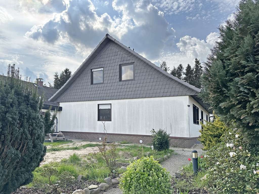 Immobilie in Winsen (Luhe) - Familienglück mit großem Garten - Bild 1