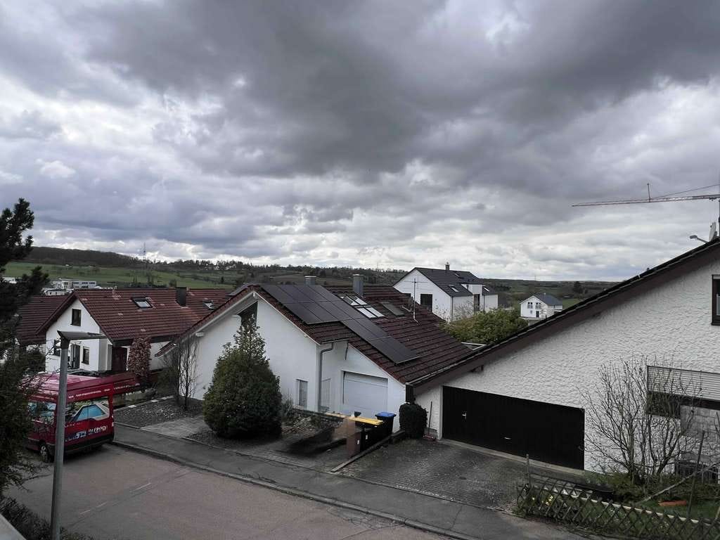 Immobilie in Notzingen - 73274 Notzingen: Schönes Einfamilienhaus mit Einliegerwohnung zum Verkauf. Doppelgarage. Frei. - Bild 3
